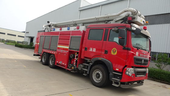 32M Hydraulic Telescopic Water Fire Truck With 5000L Water 2000L Foam Capacity
