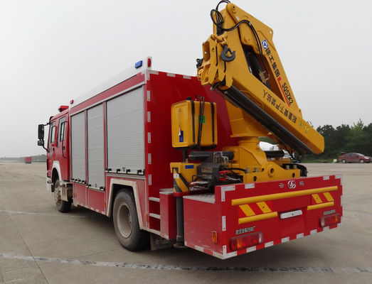HOWO 228kw Emergency Rescue Fire Truck With XCMG 5T Crane Multifunctional